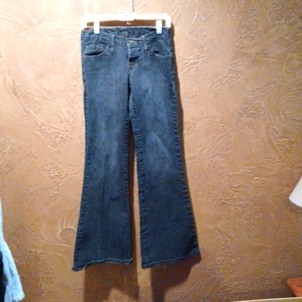KGB JEANS IN A SIZE 7 Gray
